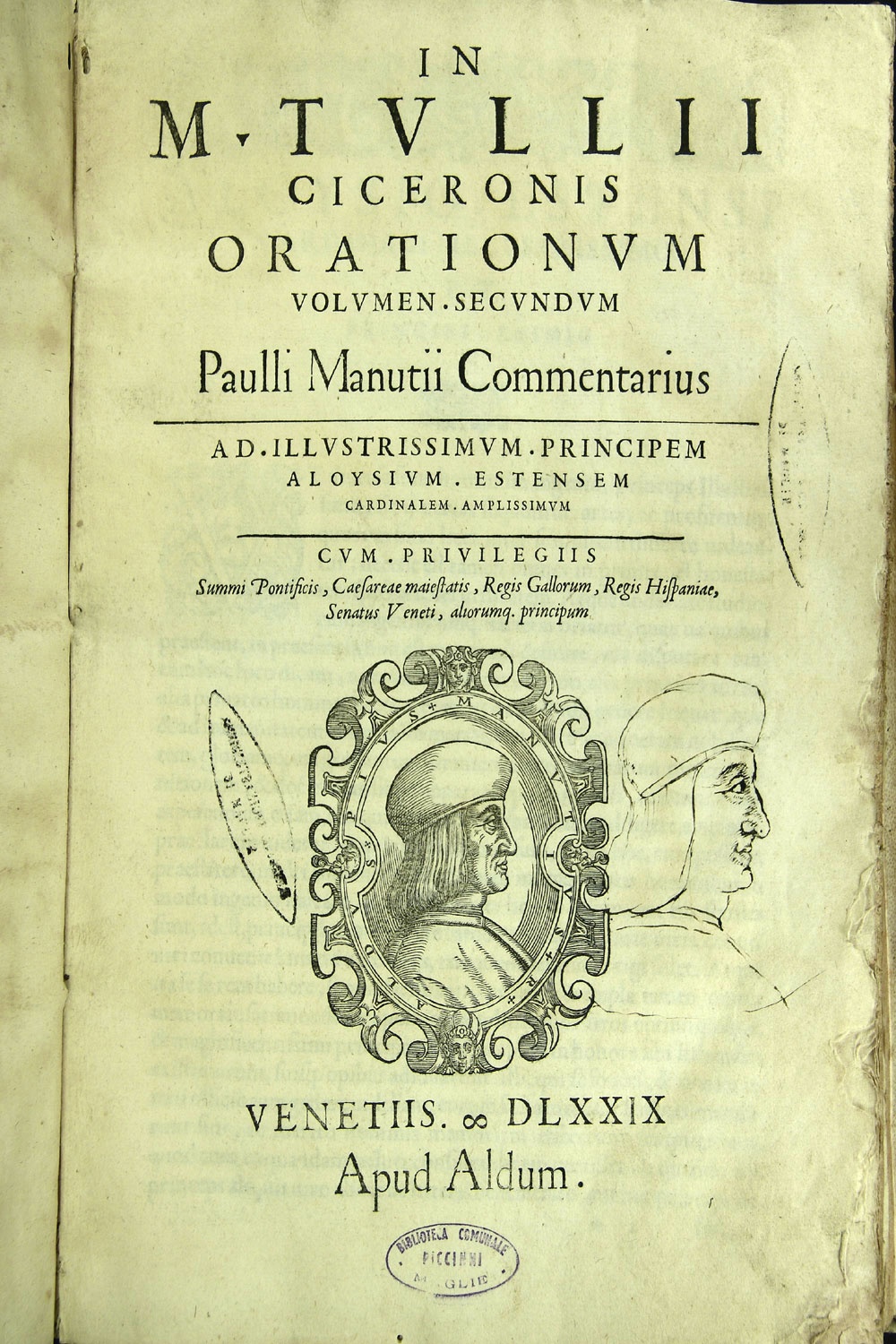  UM1E008916 